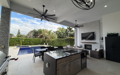Luxury Covered Outdoor Living & Entertainment Space