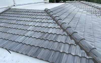 Choosing the Right Roof Material in Miami: Tile, Shingle, or TPO?
