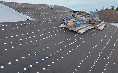 7 Signs You Need a New Roof in Miami